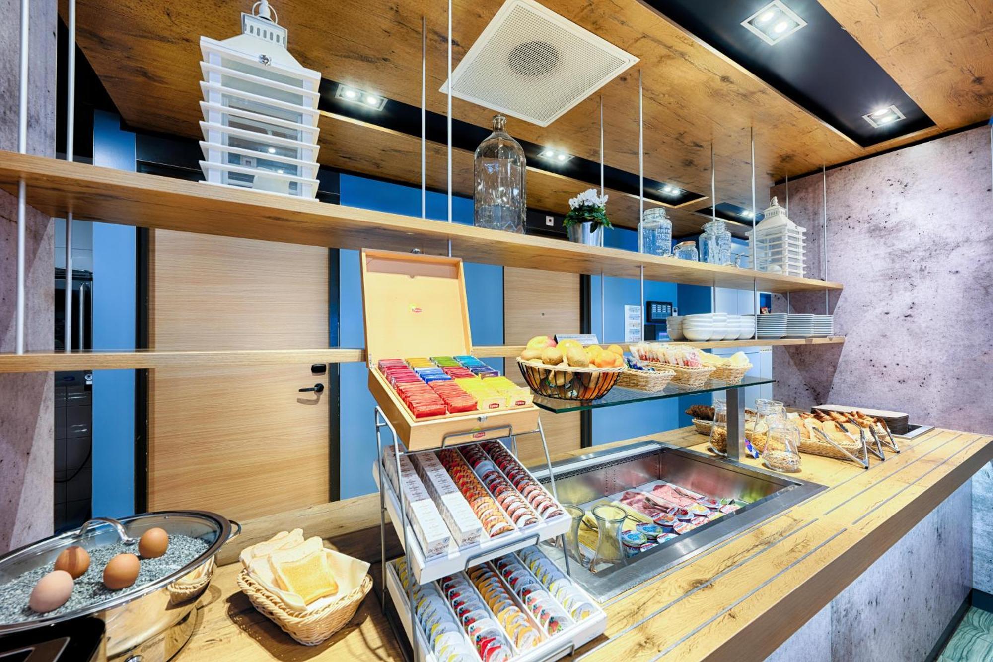 B&B Hotel Amsterdam-זנדאם מראה חיצוני תמונה